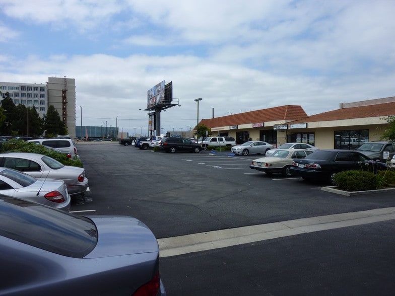 1001 W Carson St, Torrance, CA for lease - Building Photo - Image 2 of 3