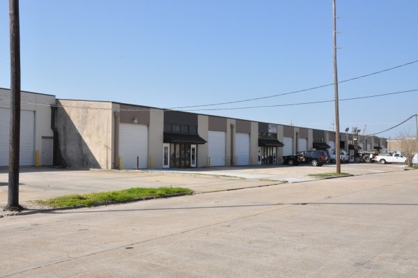 5612 Jensen St, New Orleans, LA for lease - Building Photo - Image 2 of 4