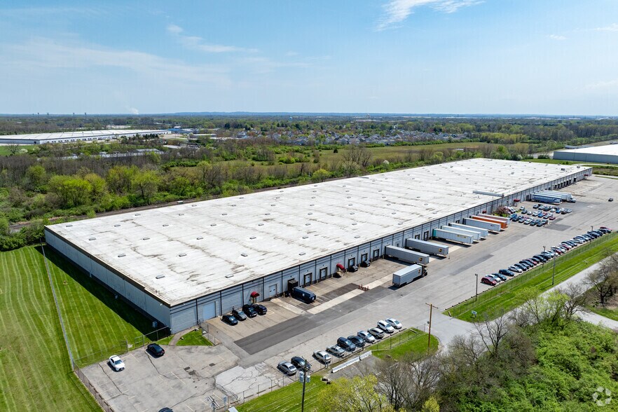 3800 Lockbourne Industrial Pky, Columbus, OH for lease - Building Photo - Image 1 of 10