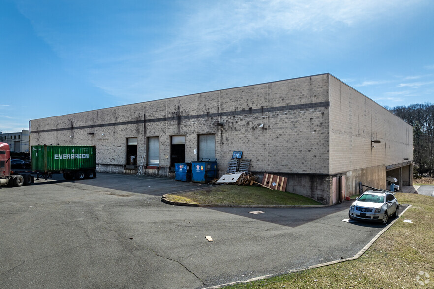 18 Culnen Dr, Branchburg, NJ for lease - Building Photo - Image 2 of 5