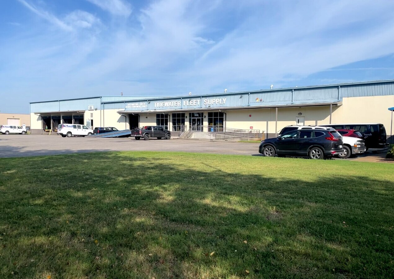 3666 Progress Rd, Norfolk, VA 23502