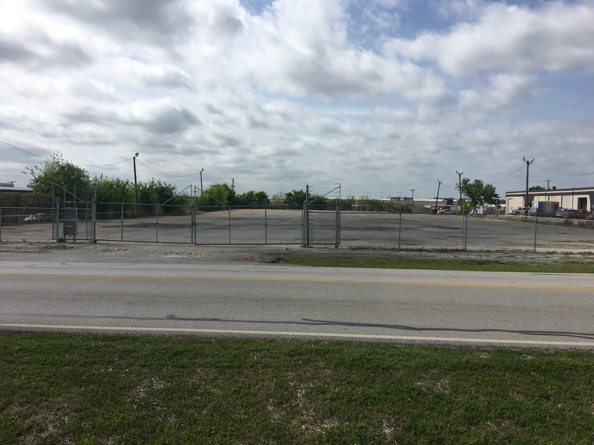 1106 W Harris Rd, Arlington, TX for sale Building Photo- Image 1 of 1