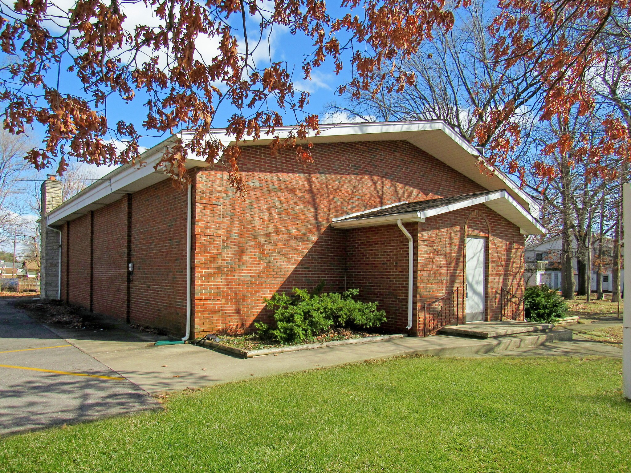 114 N Beech Rd, Osceola, IN for sale Building Photo- Image 1 of 1