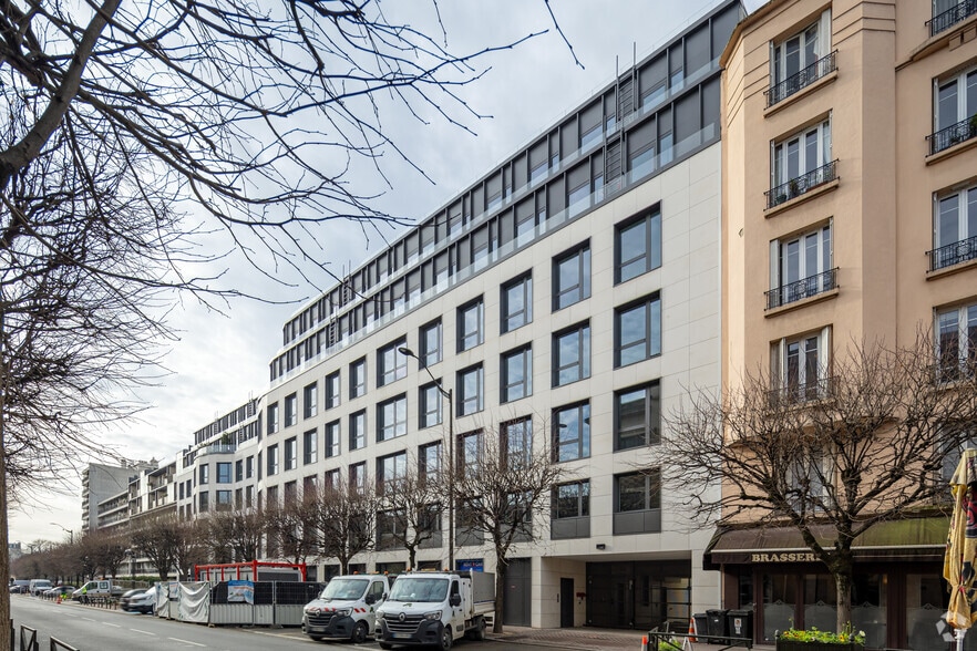 125 Rue Du President Wilson, Levallois-Perret for lease - Building Photo - Image 2 of 2