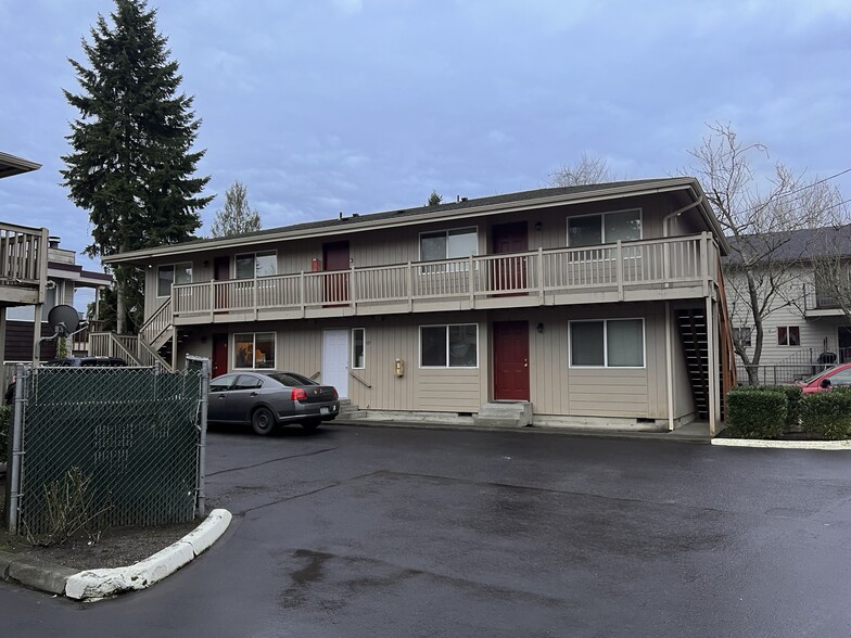 107-109 W Casino Rd, Everett, WA for sale - Building Photo - Image 3 of 10