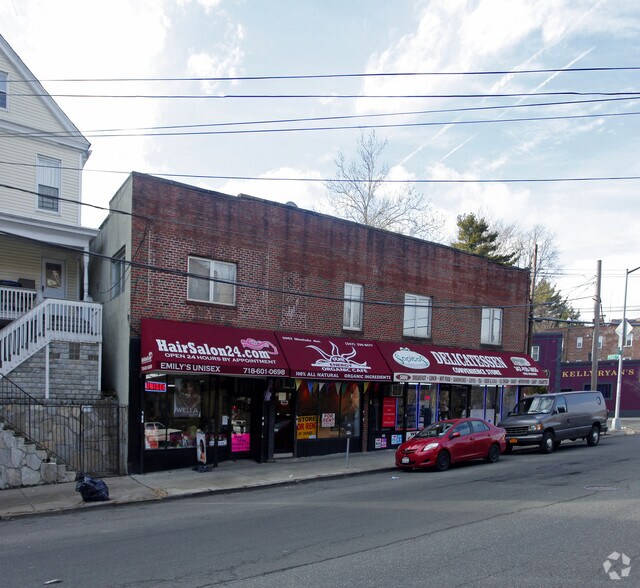 5800-5804 Mosholu Ave, Bronx, NY for sale - Primary Photo - Image 1 of 1