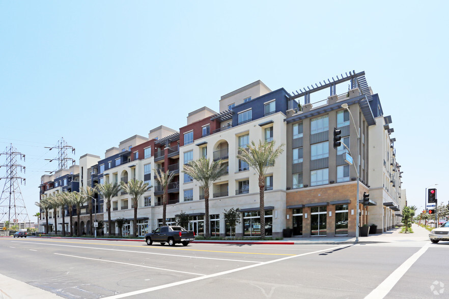 7400 Center Ave, Huntington Beach, CA for lease - Building Photo - Image 2 of 65