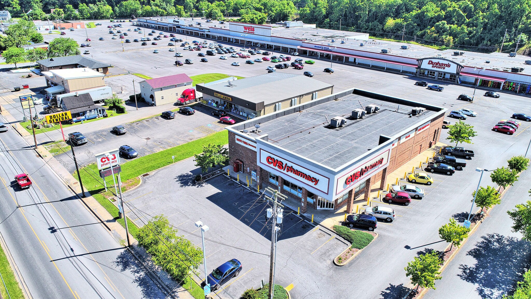 224 N Logan Blvd, Burnham, PA 17009