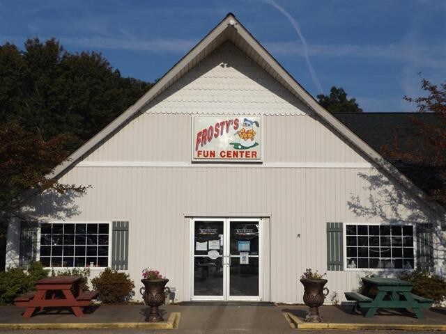 15 Cedar Ln, Santa Claus, IN for sale - Primary Photo - Image 1 of 1