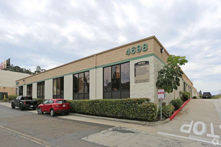 4694-4698 Alvarado Canyon Rd, San Diego, CA for lease - Primary Photo - Image 1 of 2
