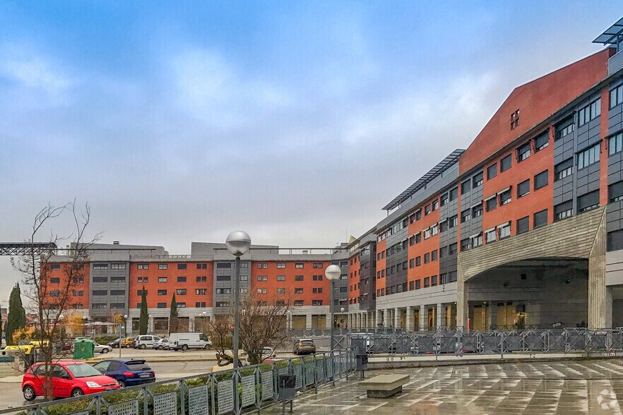 in Valdemoro, Madrid for sale - Primary Photo - Image 1 of 1