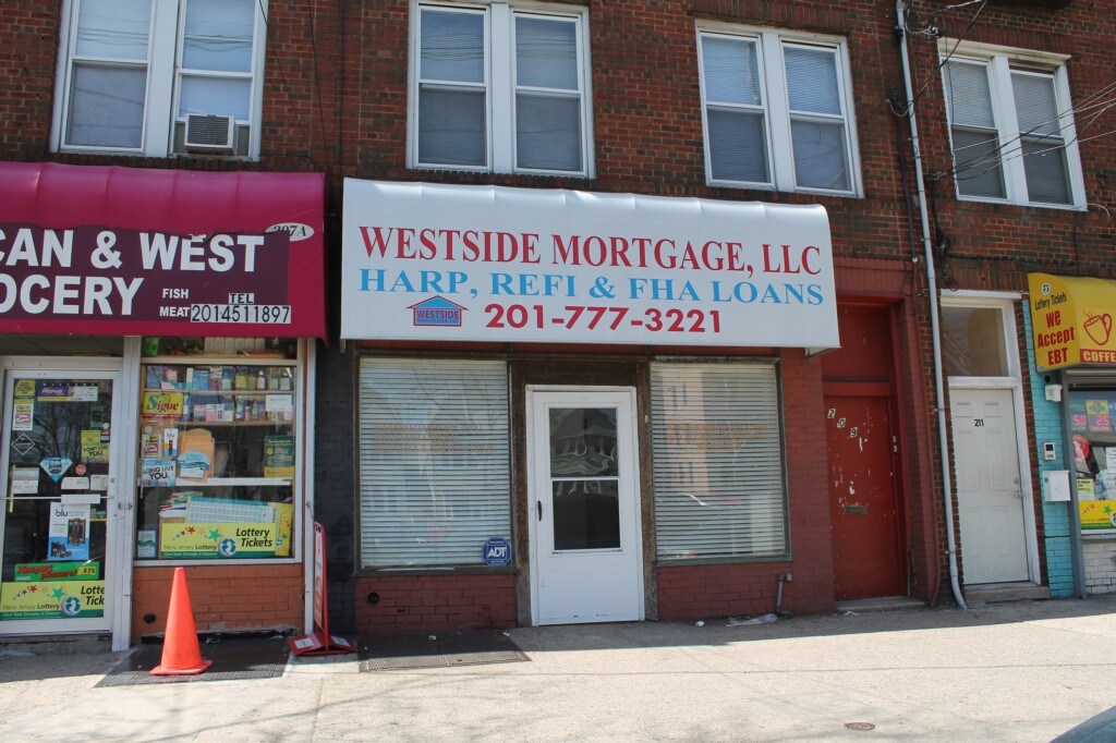 209 Mallory Ave, Jersey City, NJ 07304