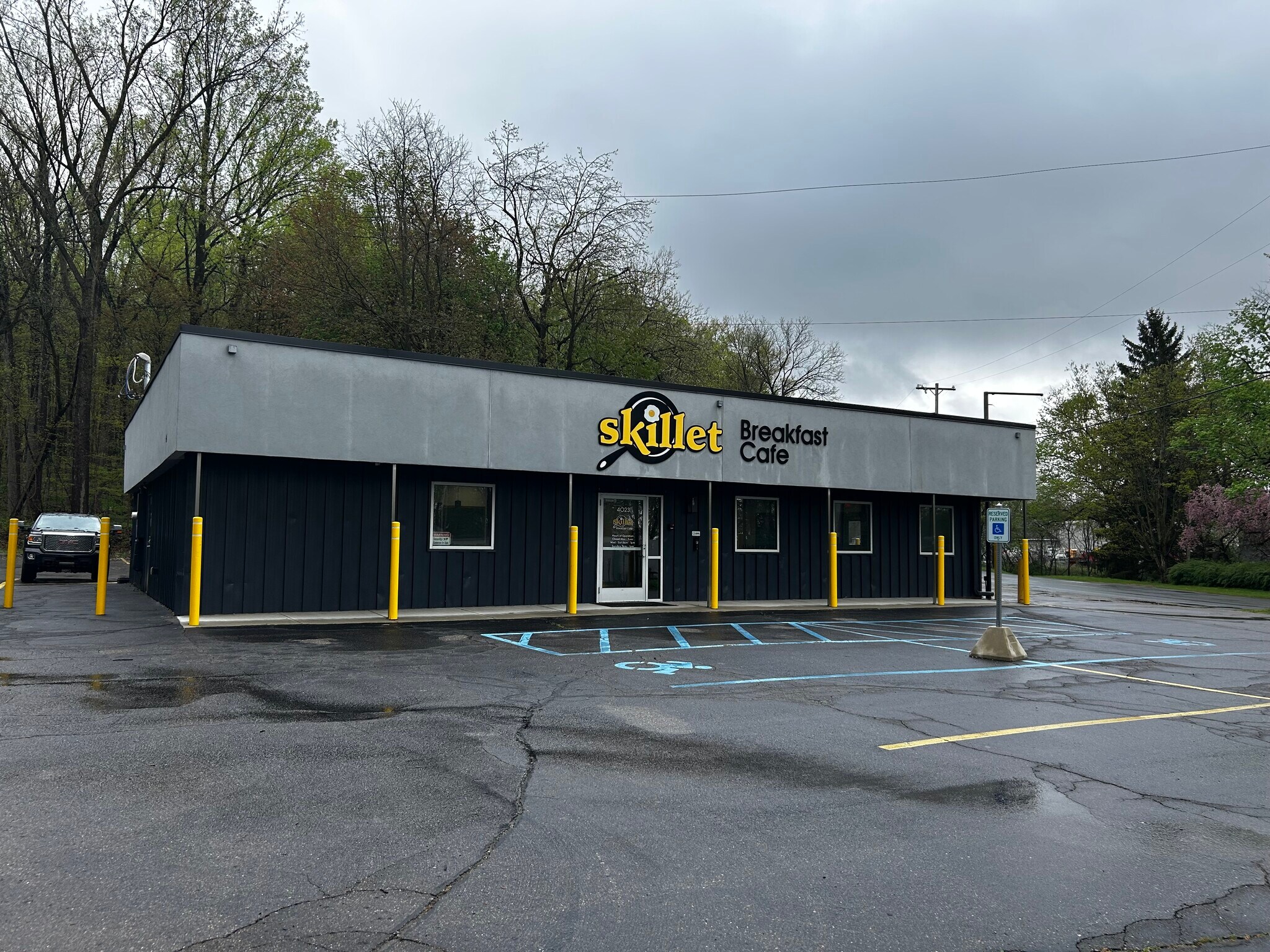 4023 Douglas Ave, Kalamazoo, MI for sale Building Photo- Image 1 of 1