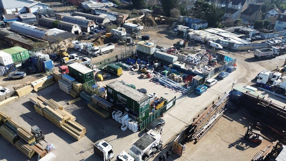 Trout Rd, West Drayton for lease - Building Photo - Image 3 of 12