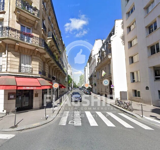 Retail in Paris for lease - Building Photo - Image 1 of 3