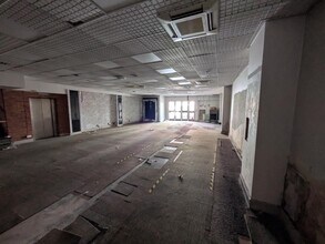 14 High St, Dorking for lease Interior Photo- Image 2 of 2