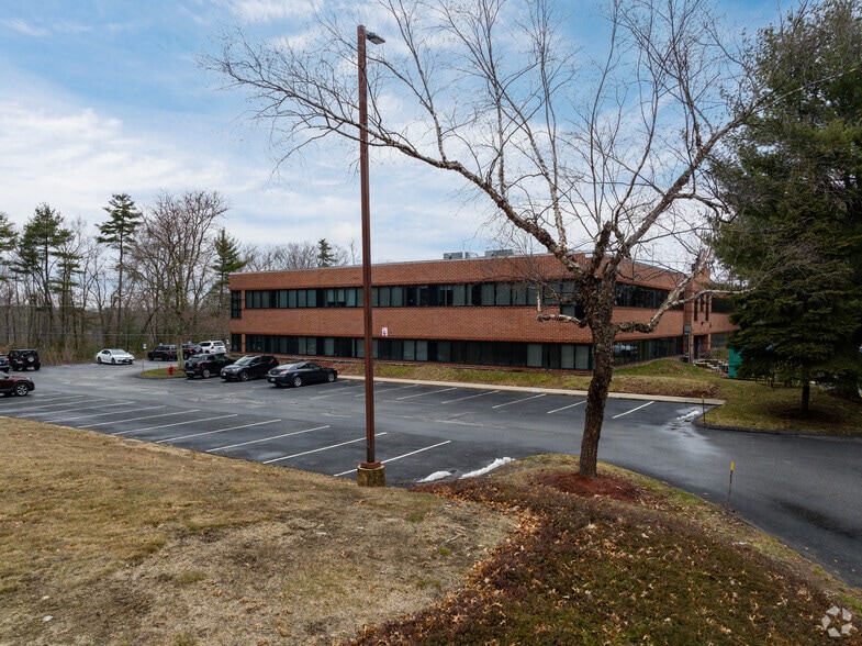 100 Potash Hill Rd, Tyngsborough, MA for sale - Building Photo - Image 3 of 7