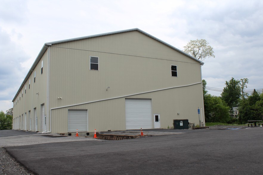 32 8th St, New Cumberland, PA for sale - Building Photo - Image 1 of 1