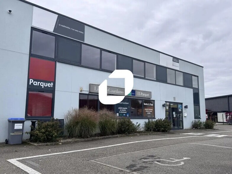 19 Rue Du Girlenhirsch, Illkirch-Graffenstaden for lease - Building Photo - Image 1 of 20