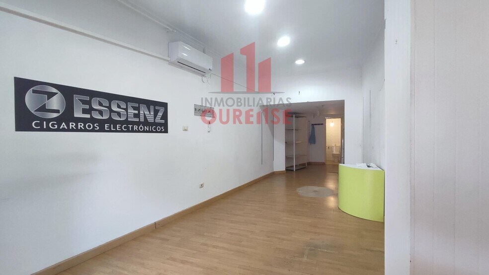 Retail in Ourense for sale - Building Photo - Image 1 of 7
