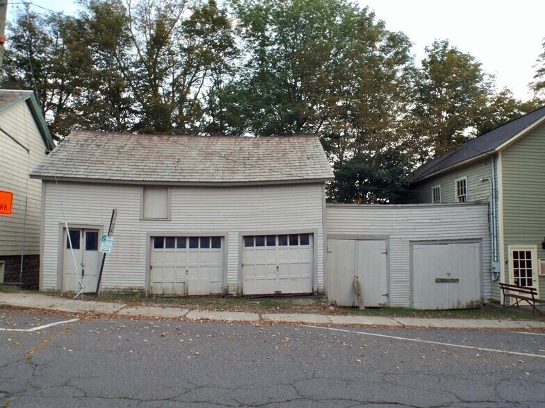 77 Bridge, Shelburne Falls, MA for sale - Primary Photo - Image 1 of 1