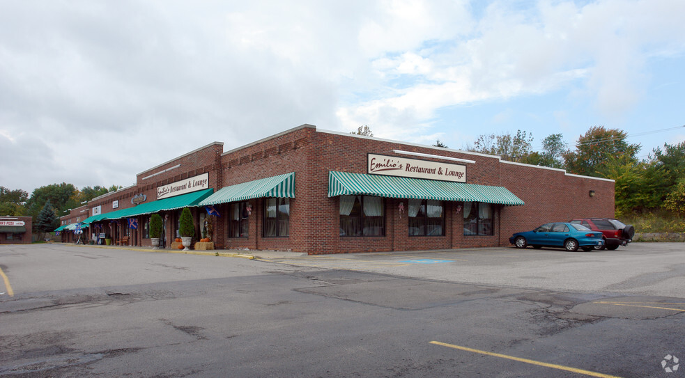 180 W Streetsboro St, Hudson, OH for lease - Primary Photo - Image 1 of 4