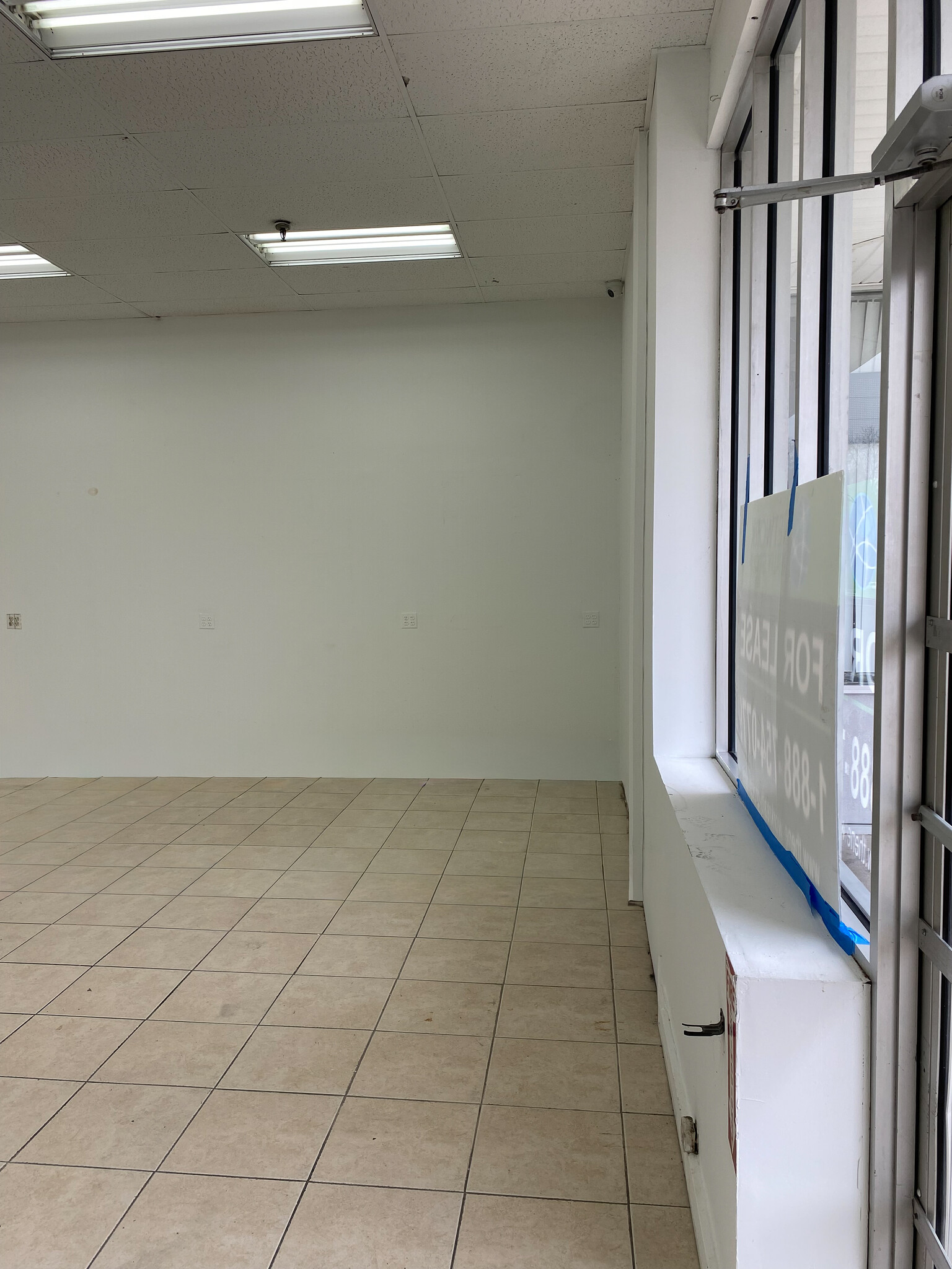 1600 E Saint Georges Ave, Linden, NJ for lease Interior Photo- Image 1 of 8