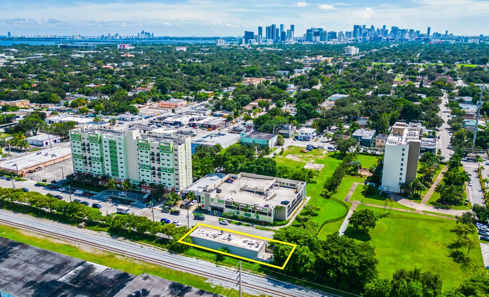 311 NW 72nd Ter, Miami, FL for sale - Aerial - Image 1 of 1