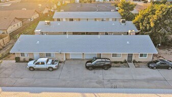 6.27% Cap Rate - Well Maintained Property - Fourplex or Quadplex