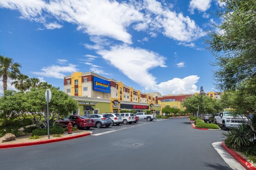 372 E Tropicana Ave, Las Vegas, NV for lease - Building Photo - Image 2 of 4