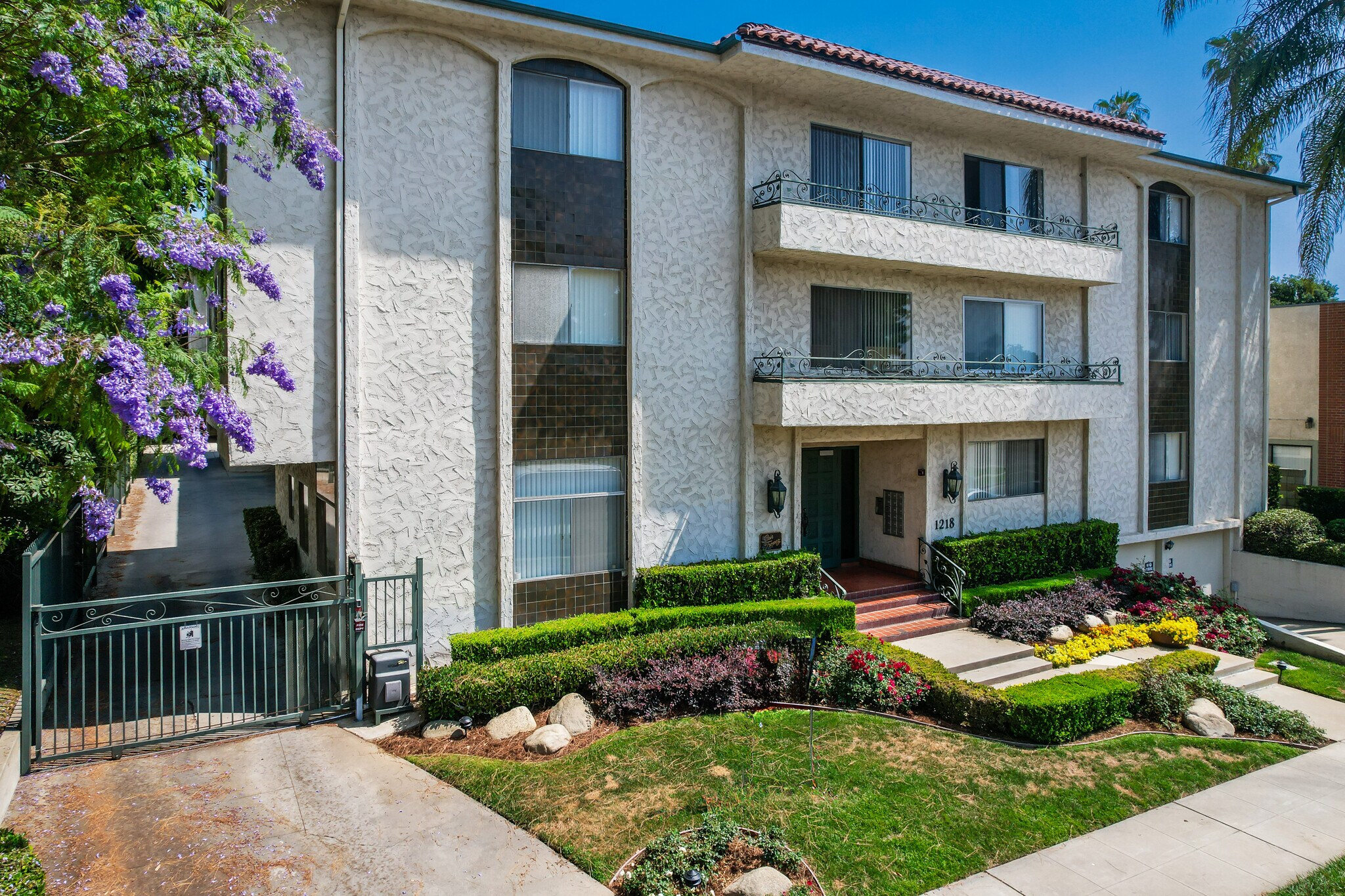 1218 Pine St, South Pasadena, CA for sale Building Photo- Image 1 of 15