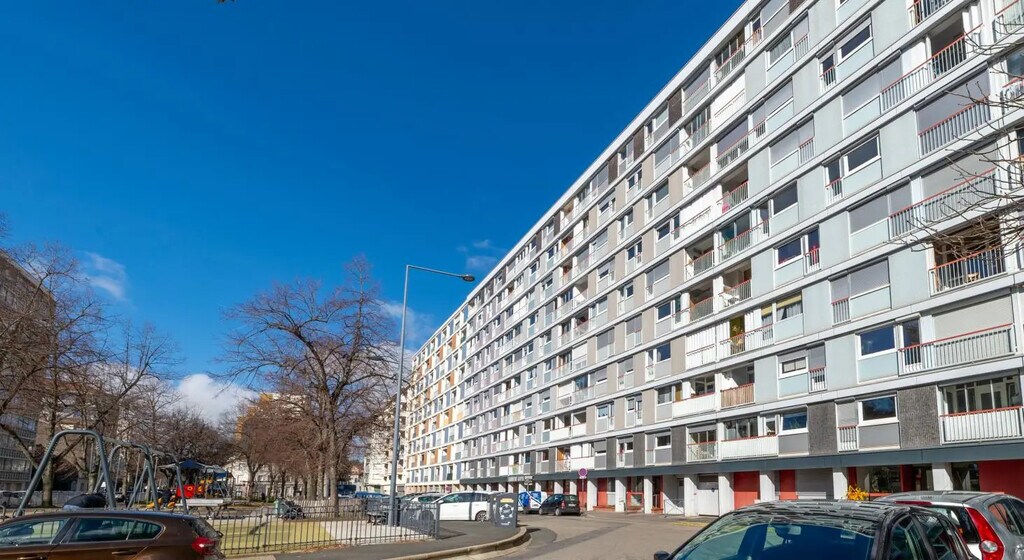 Vente Bureaux 135 m² - Photo 1