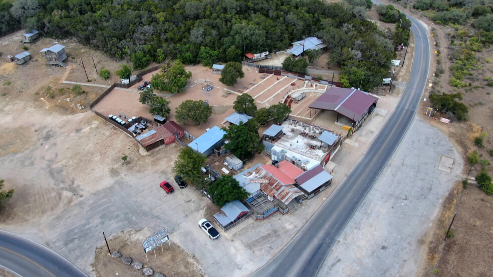 1791 Hueco Springs Rd loop, New Braunfels, TX for sale - Building Photo - Image 2 of 35