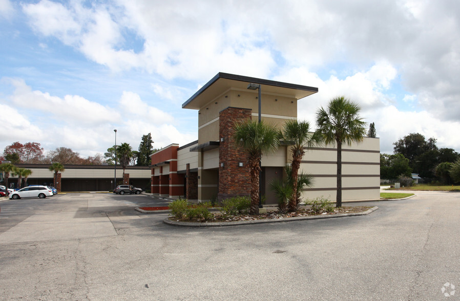 2065-2111 Tamiami Trl S, Venice, FL for lease - Building Photo - Image 3 of 4