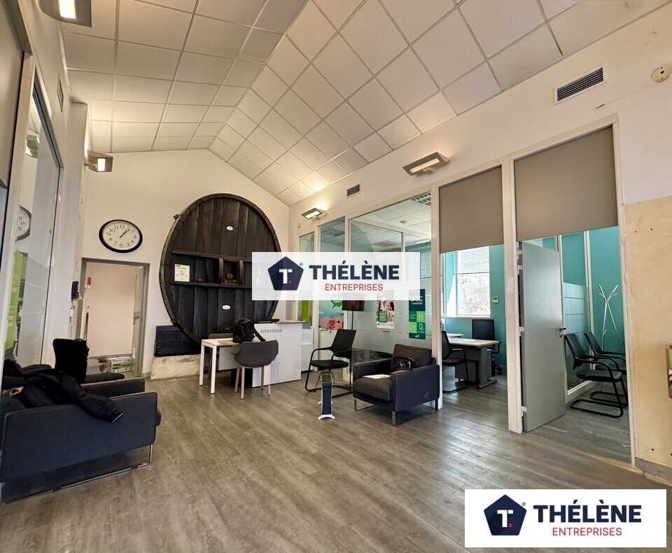 Retail in Mauguio for lease Interior Photo- Image 1 of 10
