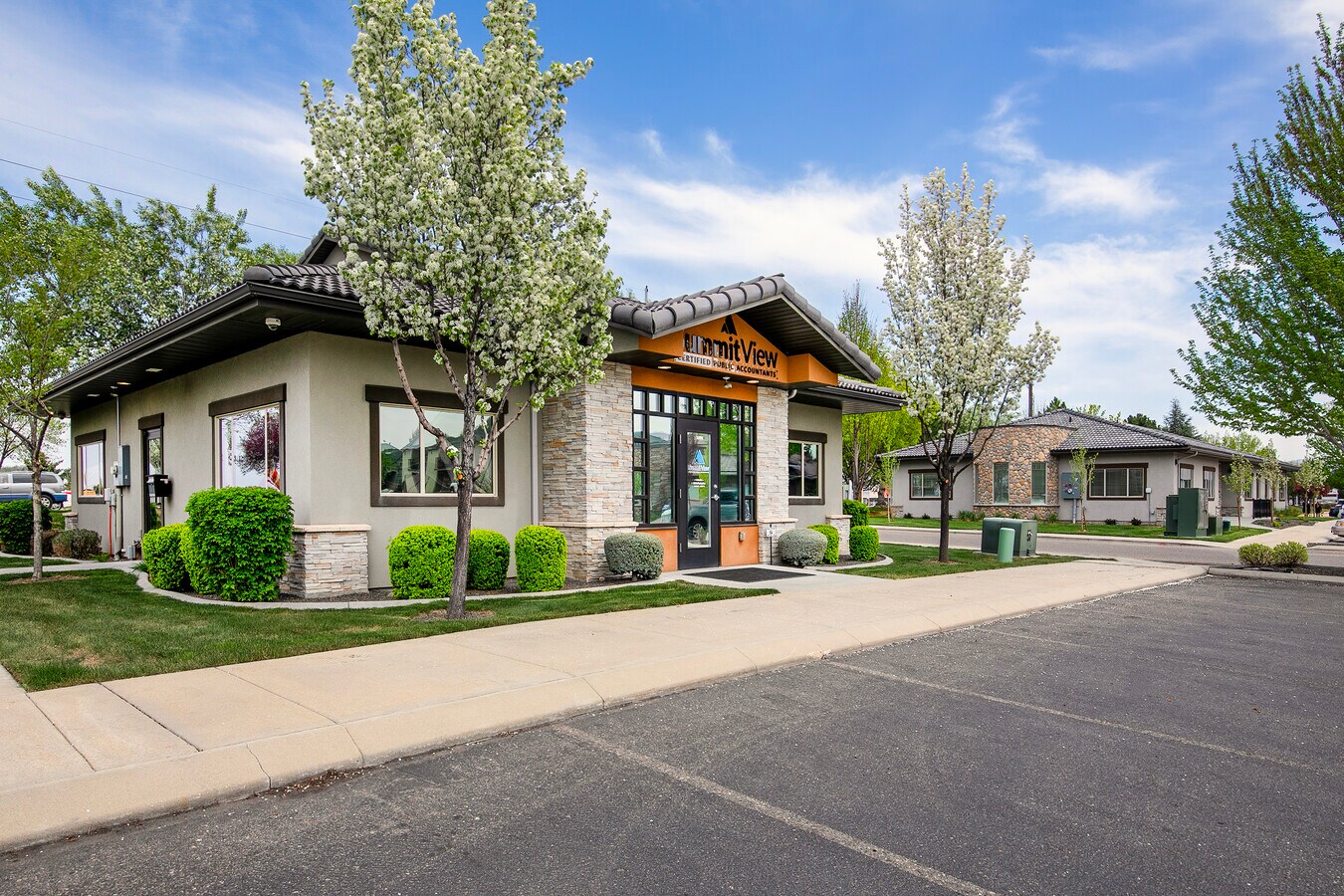 1899 E Overland Rd, Meridian, ID 83642