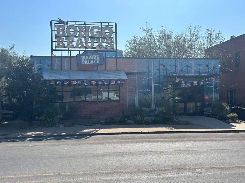 218 W Walnut St, Celina, TX for sale - Primary Photo - Image 1 of 5