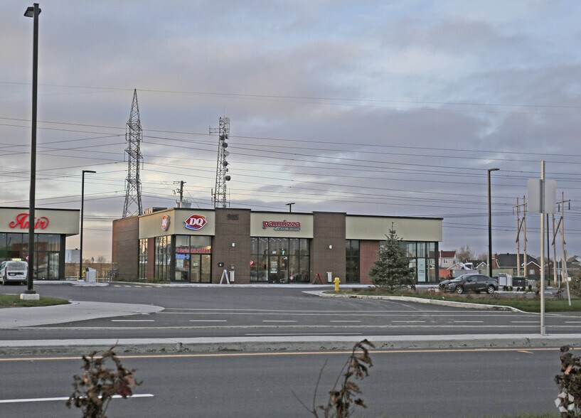 900 Boul des Prés-Verts, La Prairie, QC for lease - Building Photo - Image 1 of 3