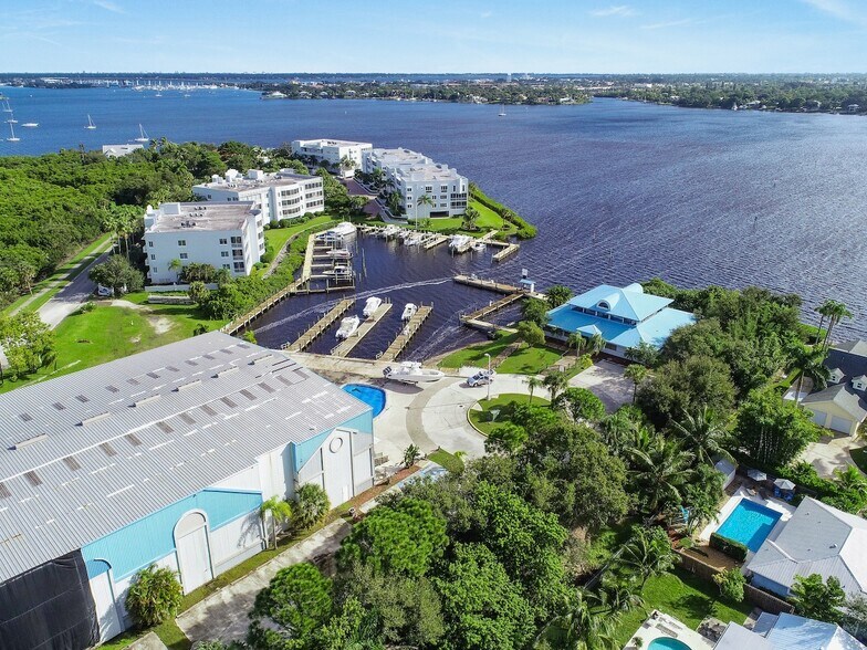 1400 SW Chapman Way, Palm City, FL 34990