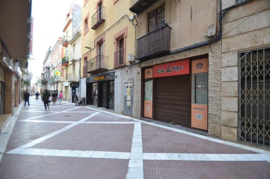 Carrer Caputxins, Vilanova i la Geltrú, Barcelona for lease - Building Photo - Image 2 of 3