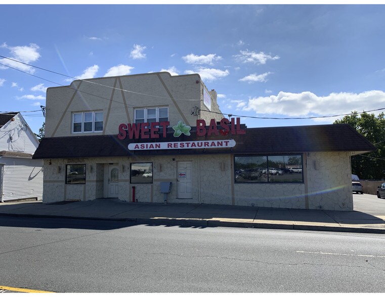 1189 Raritan Rd, Clark, NJ for sale - Primary Photo - Image 1 of 1