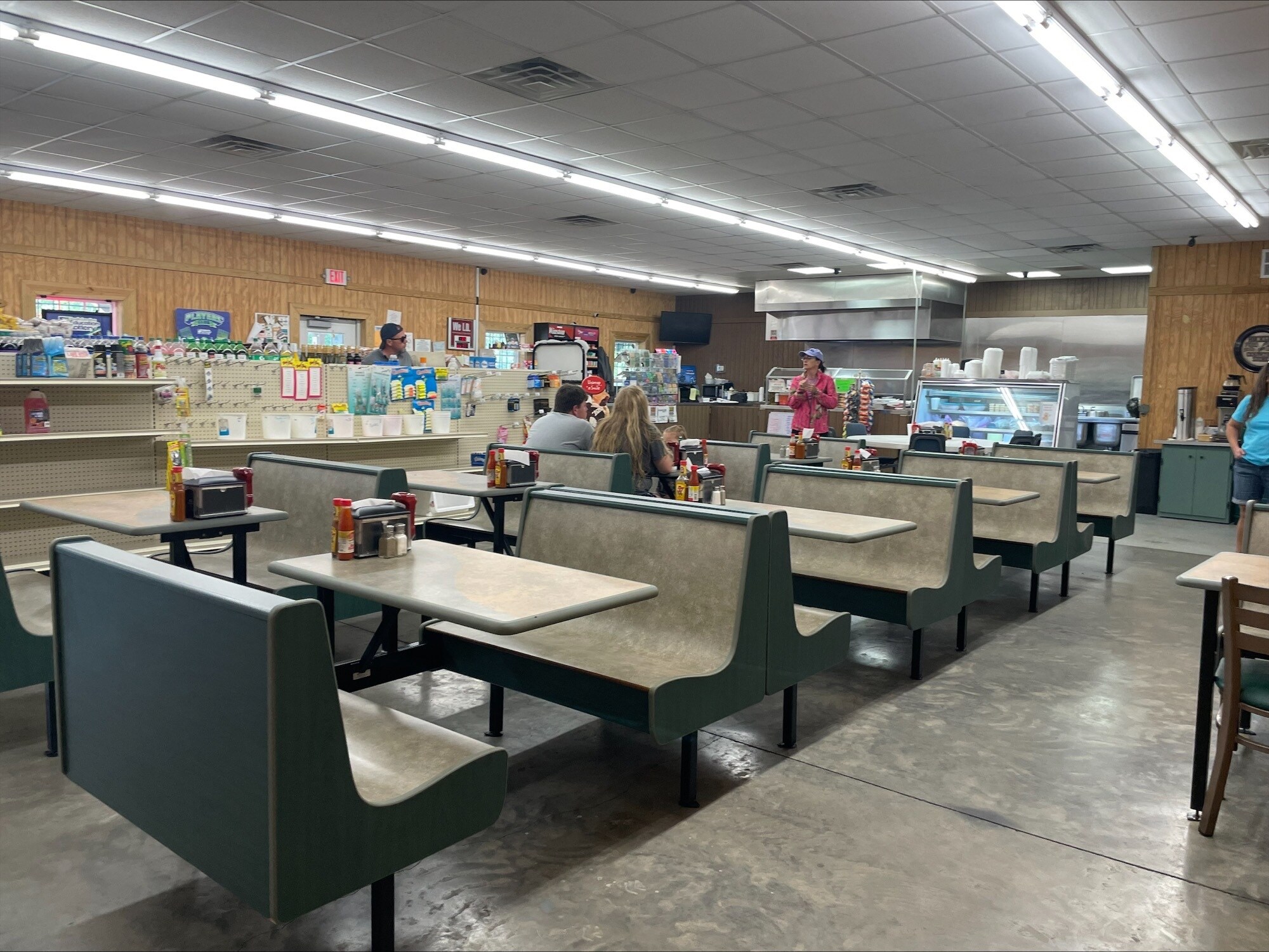 911 Highway 178, Pelion, SC 29123 4,440 SF General Store