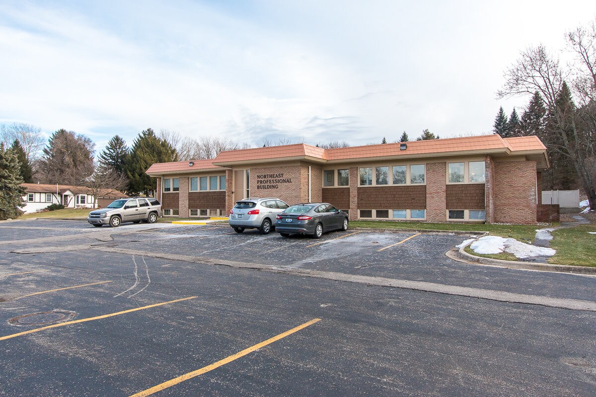 2300 3 Mile Rd NE, Grand Rapids, MI for sale Building Photo- Image 1 of 1