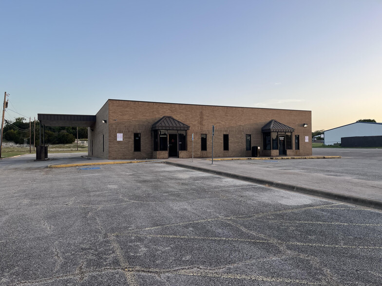 302 Priest Dr, Killeen, TX for sale - Building Photo - Image 2 of 25