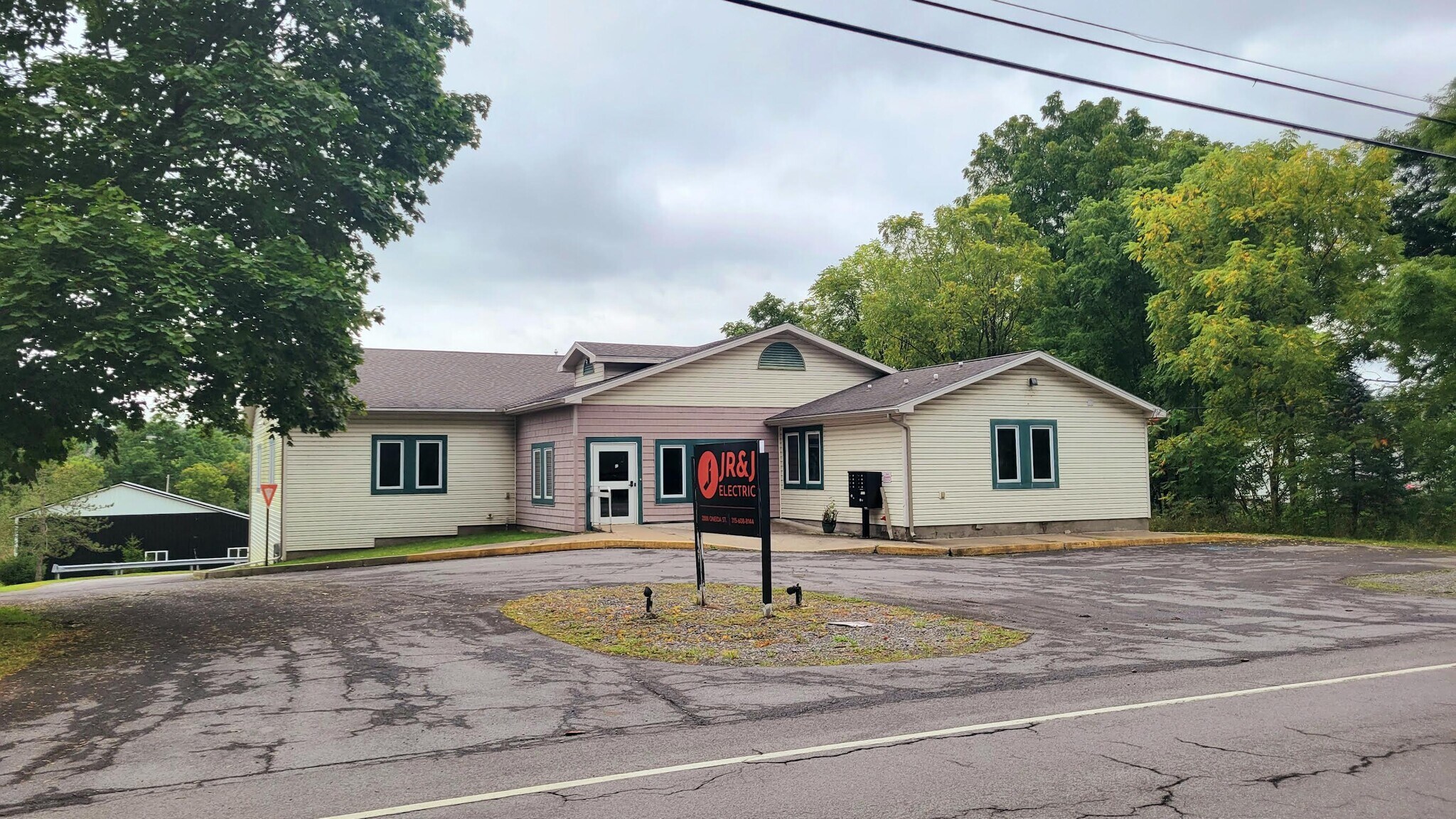 2888 Oneida St, Sauquoit, NY for sale Building Photo- Image 1 of 1