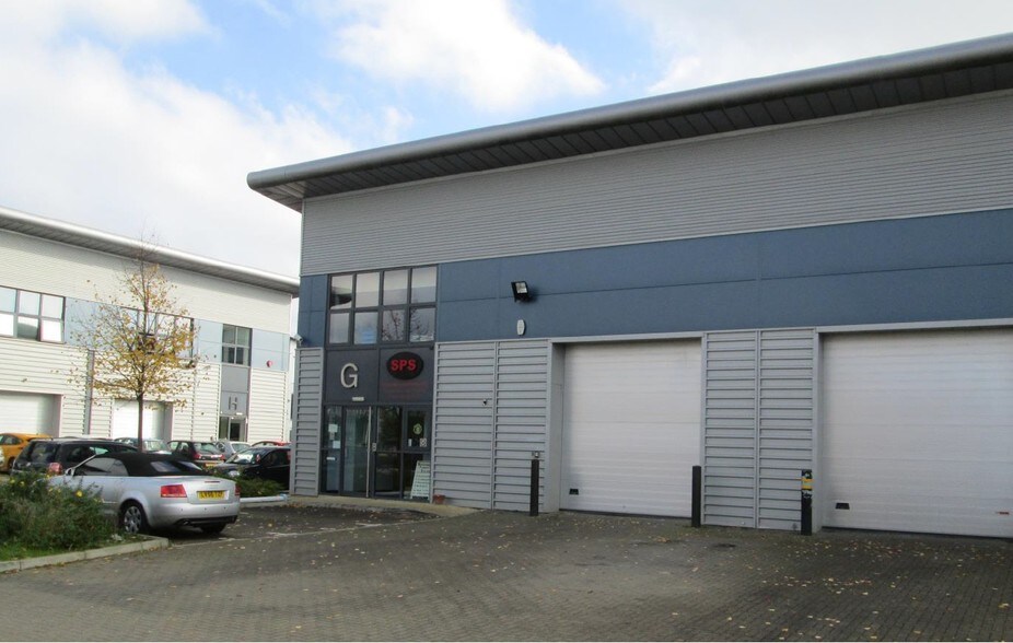 Whittle Way, Stevenage for lease - Building Photo - Image 2 of 2