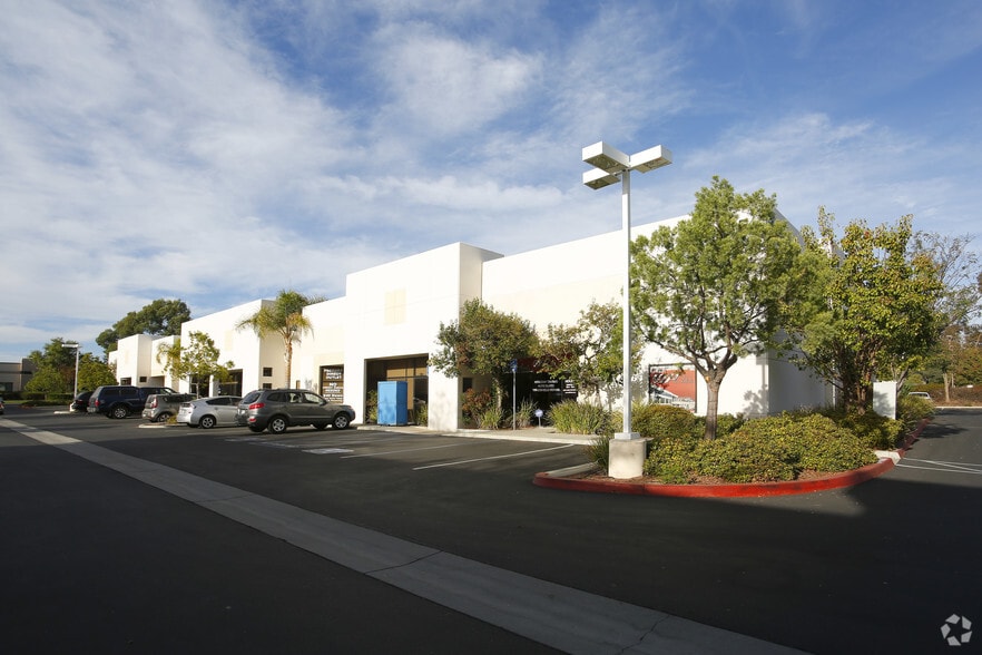 41615 Date St, Murrieta, CA for sale - Building Photo - Image 2 of 11