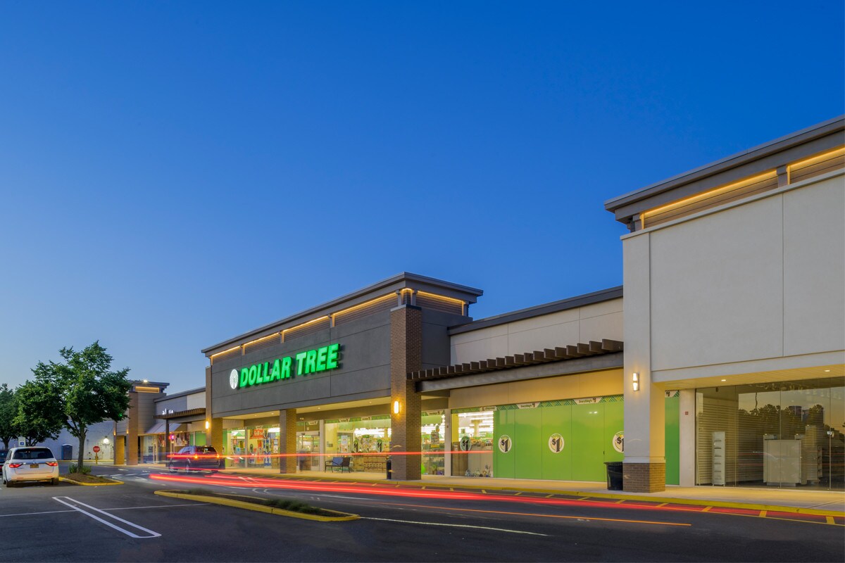 900944 Carmans Rd, Massapequa, NY 11758 Carman's Plaza