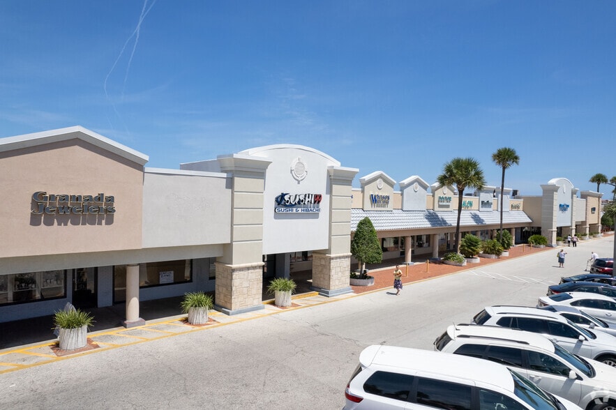 125-247 E Granada Blvd, Ormond Beach, FL for lease - Building Photo - Image 2 of 9