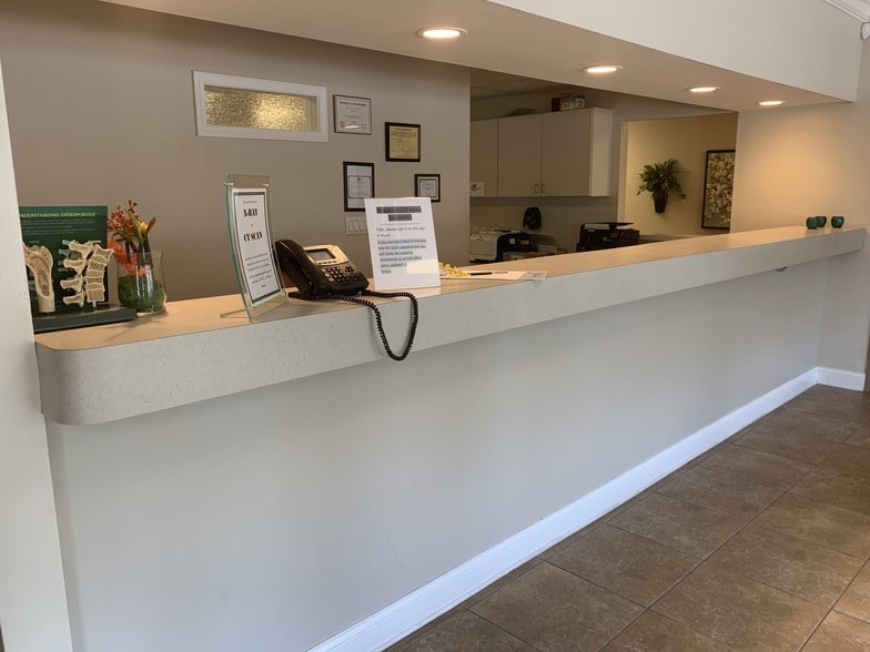 1804 10th St, Jeffersonville, IN for sale - Building Photo - Image 3 of 26